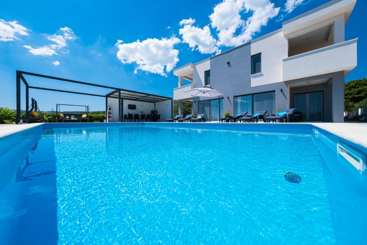 Villa Sky - Heating Pool Kastel Novi Exterior photo