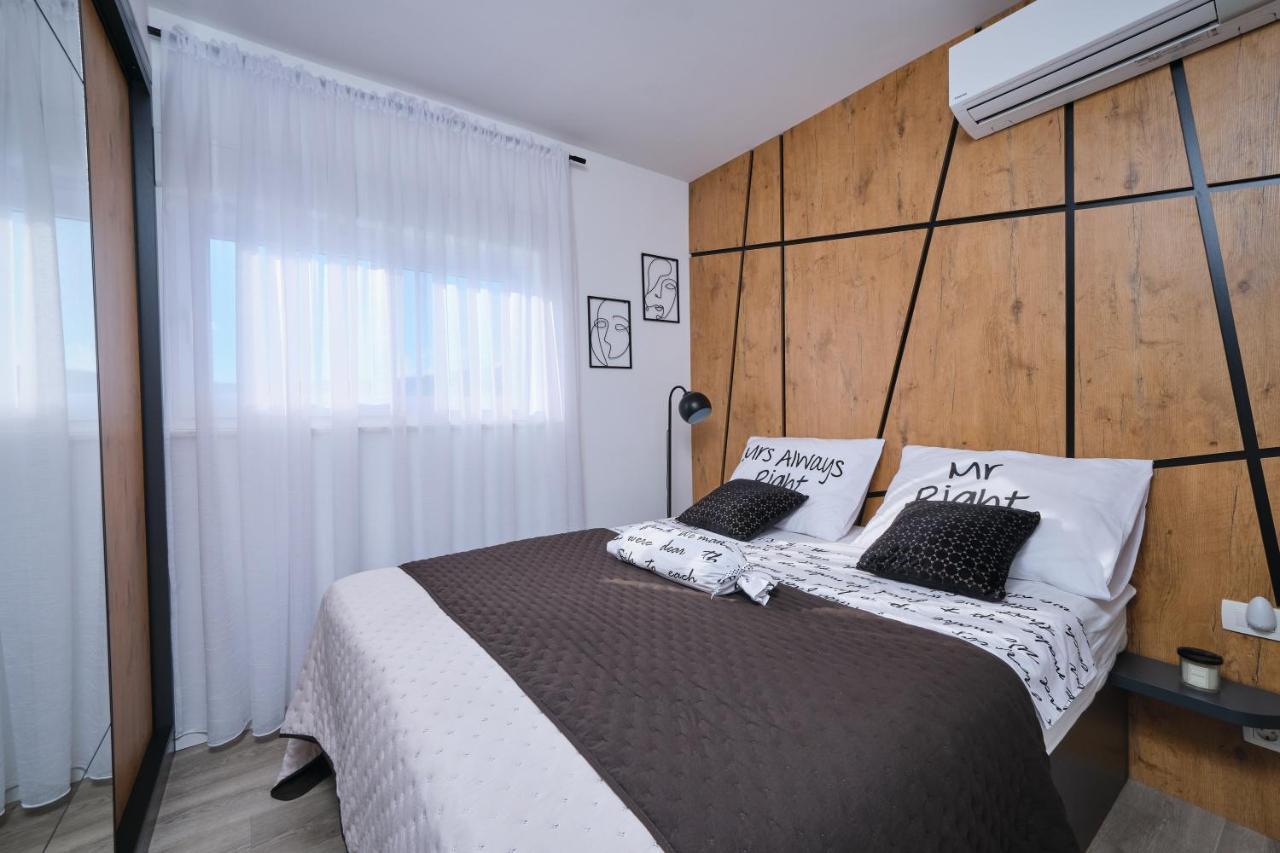 Villa Sky - Heating Pool Kastel Novi Exterior photo