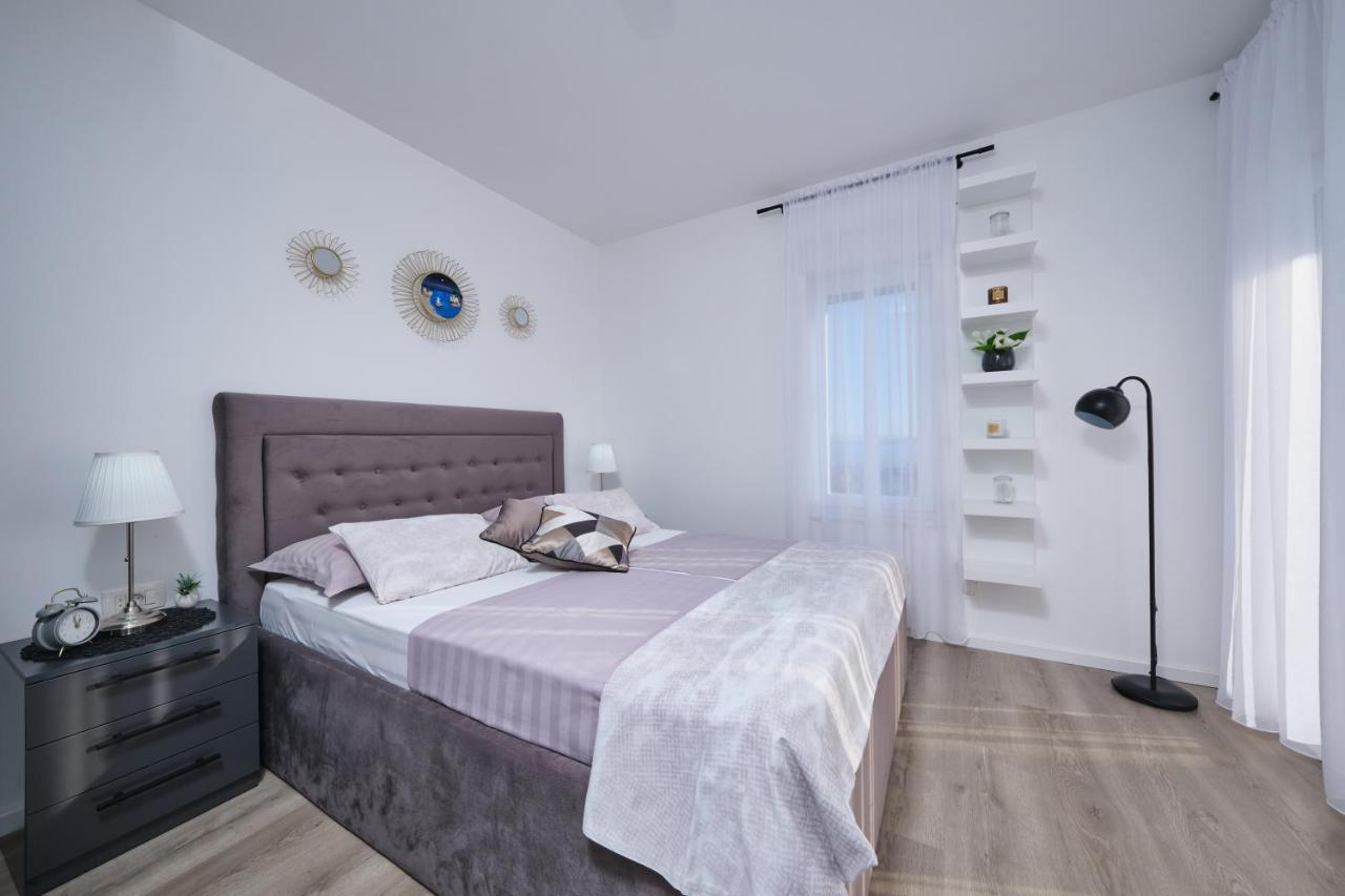 Villa Sky - Heating Pool Kastel Novi Exterior photo