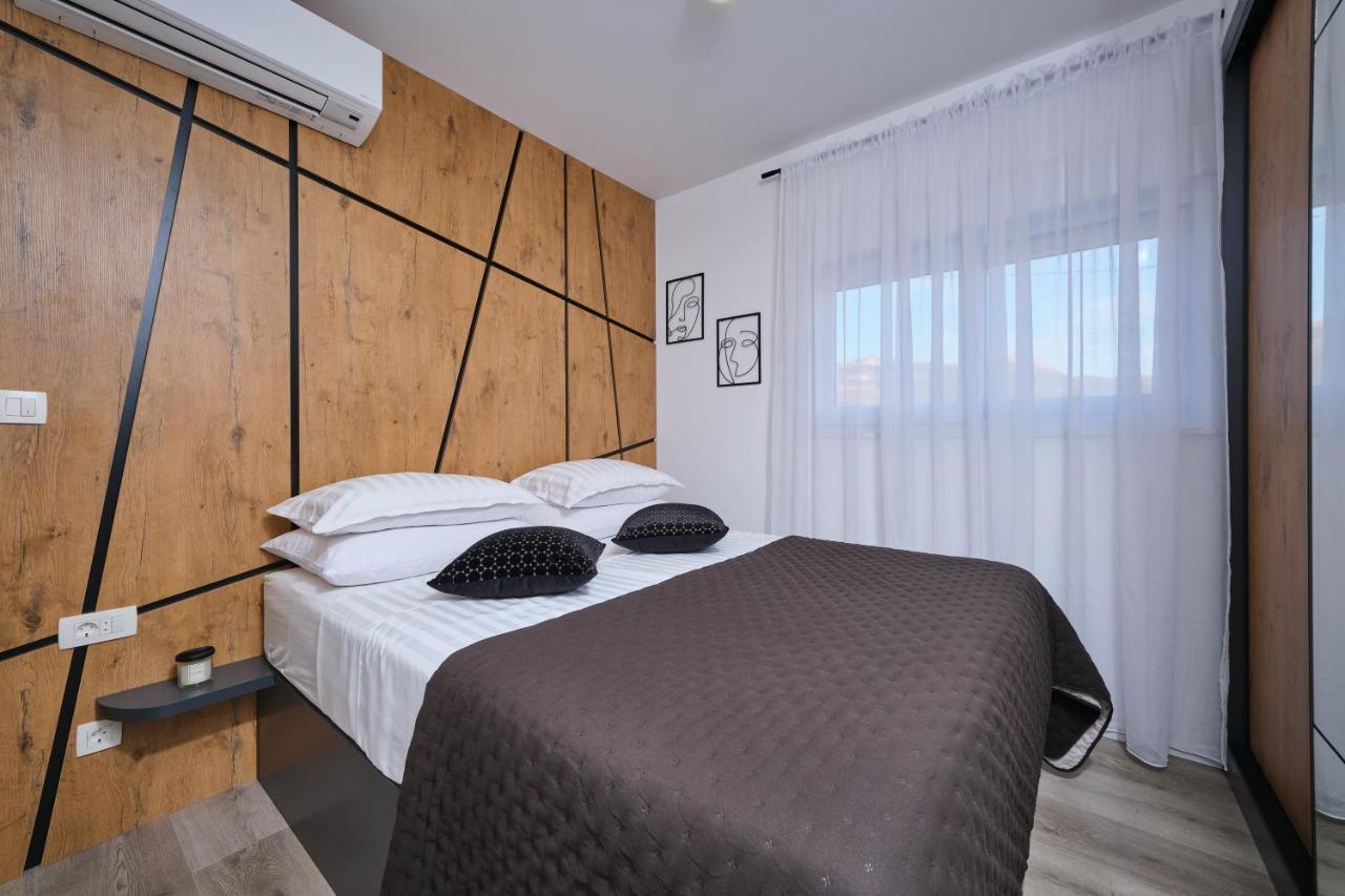 Villa Sky - Heating Pool Kastel Novi Exterior photo